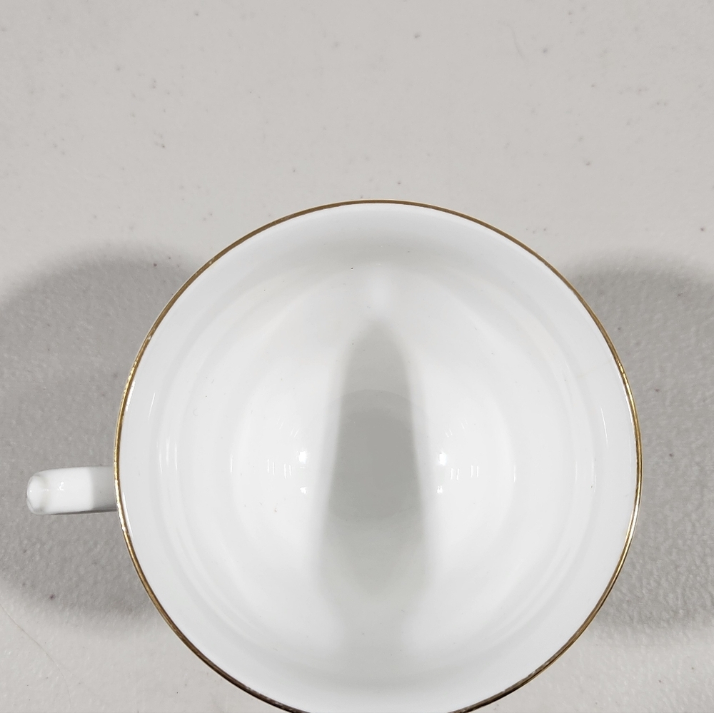Queen Anne Bone China Teacup and Saucer with Floral Design and Gold Trim - Picture 6 of 7